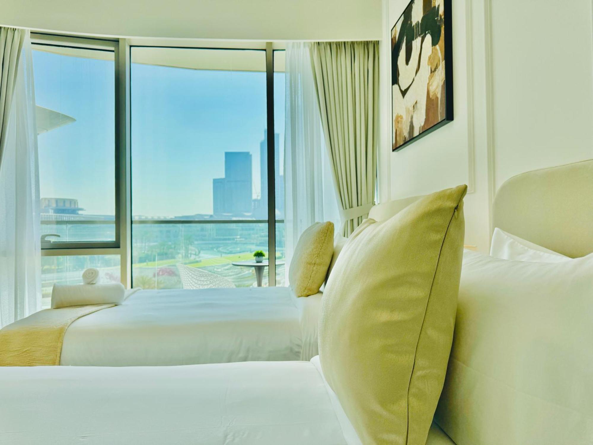 Venduras Homes -grande Tower, Downtown Dubai, Burj Khalifa & Fountain Views *