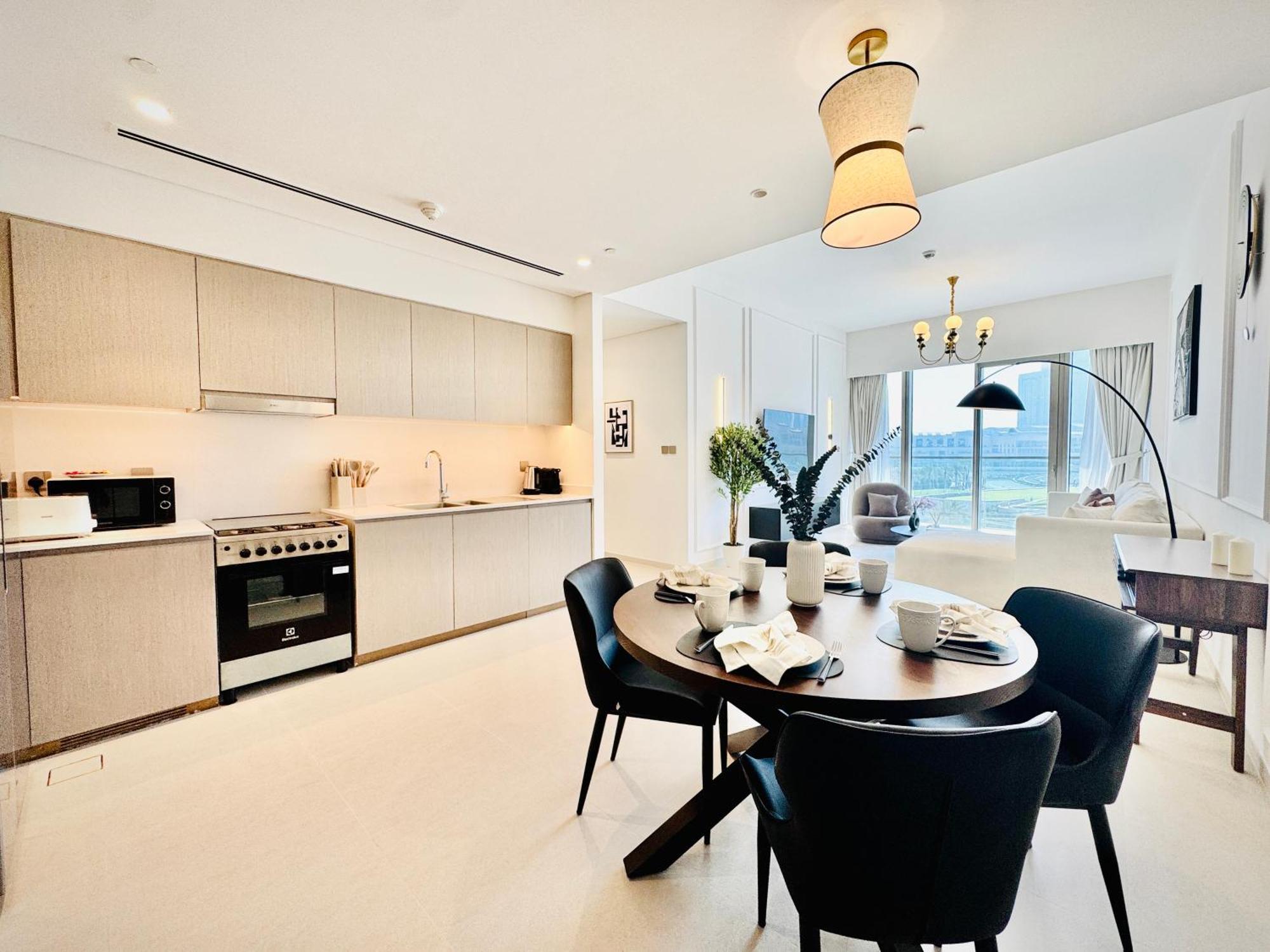 Venduras Homes -grande Tower, Downtown Dubai, Burj Khalifa & Fountain Views Apartment *