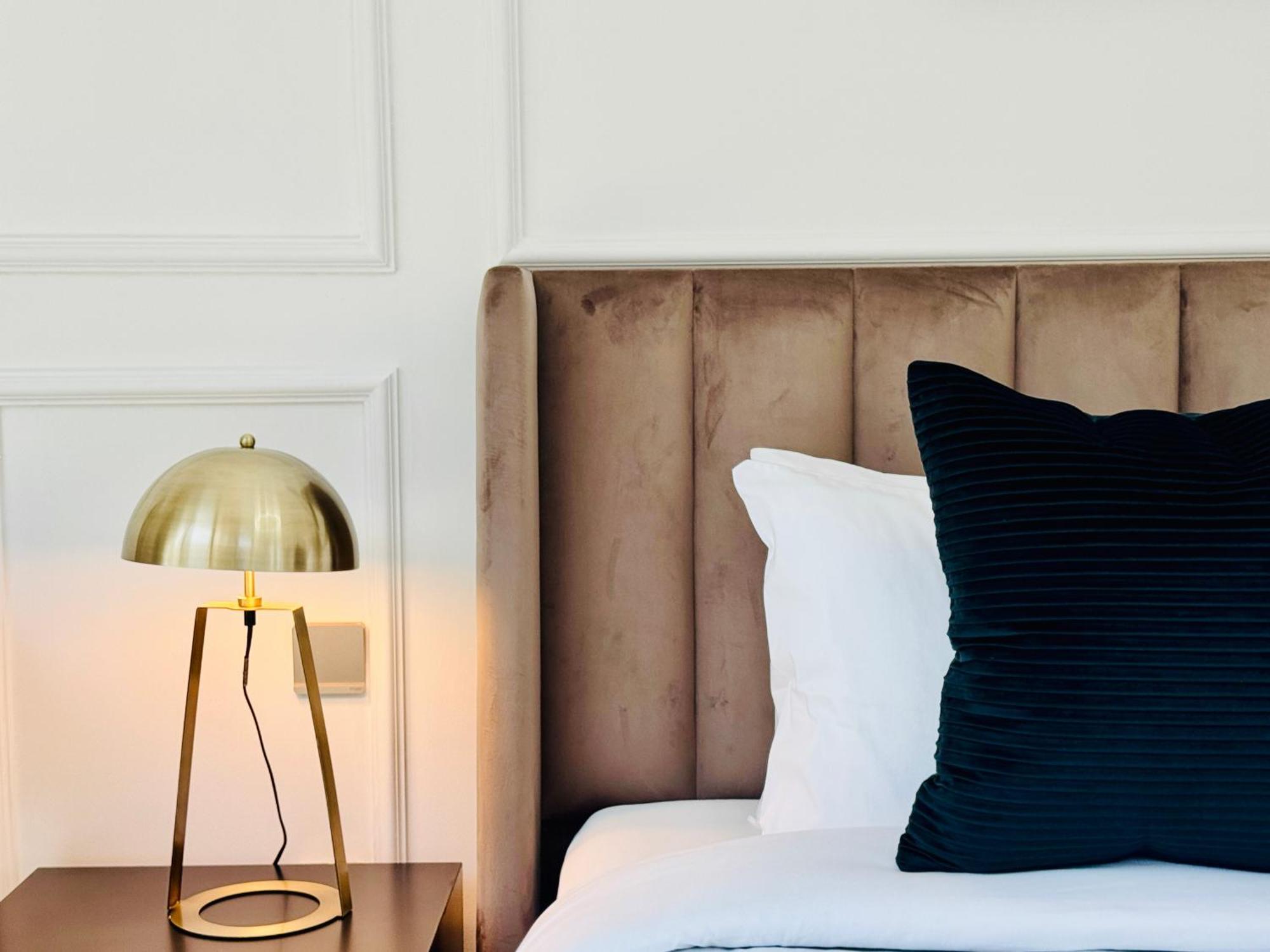 Venduras Homes -grande Tower, Downtown Dubai, Burj Khalifa & Fountain Views * Dubai