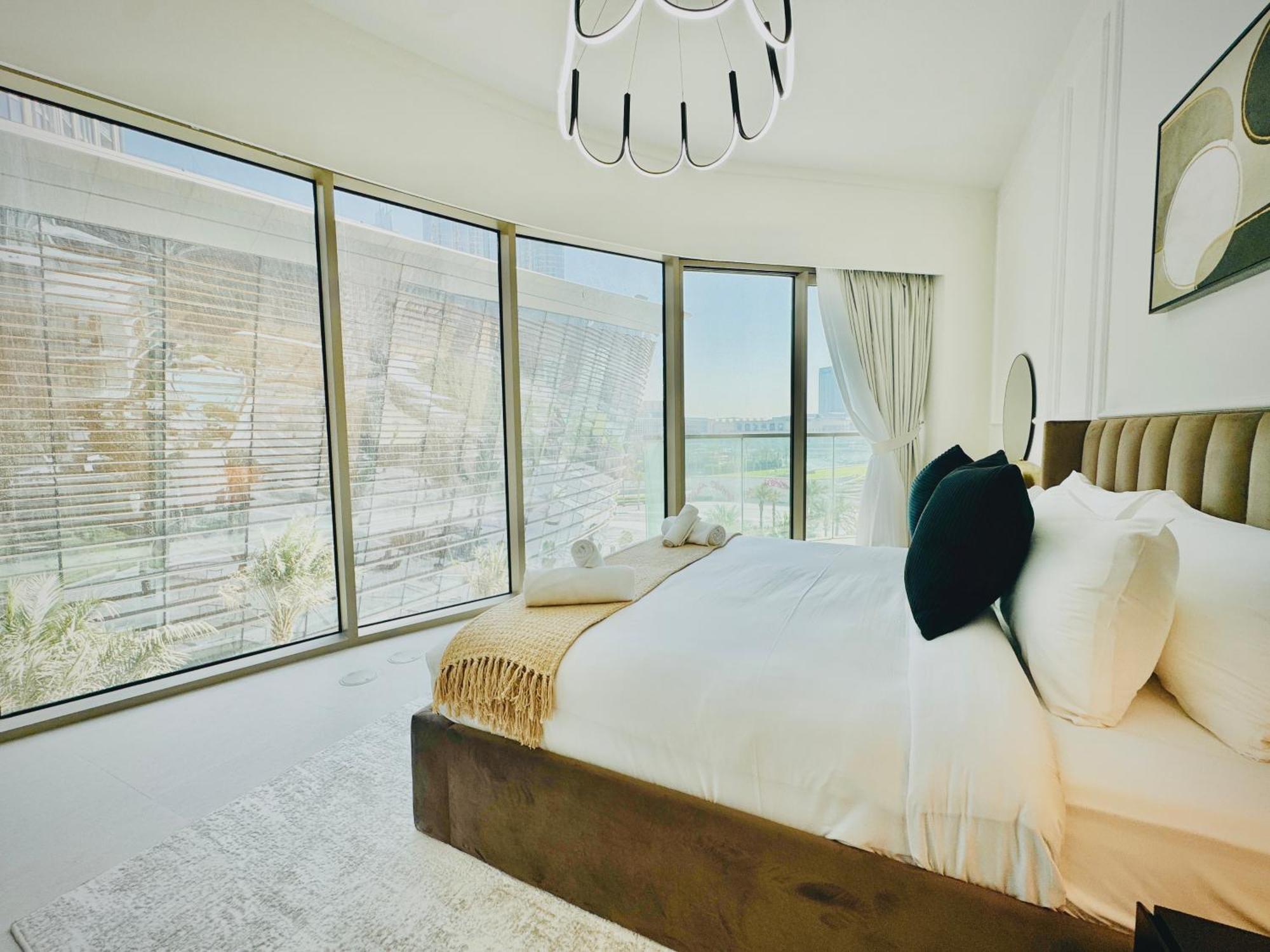 Venduras Homes -grande Tower, Downtown Dubai, Burj Khalifa & Fountain Views Dubai